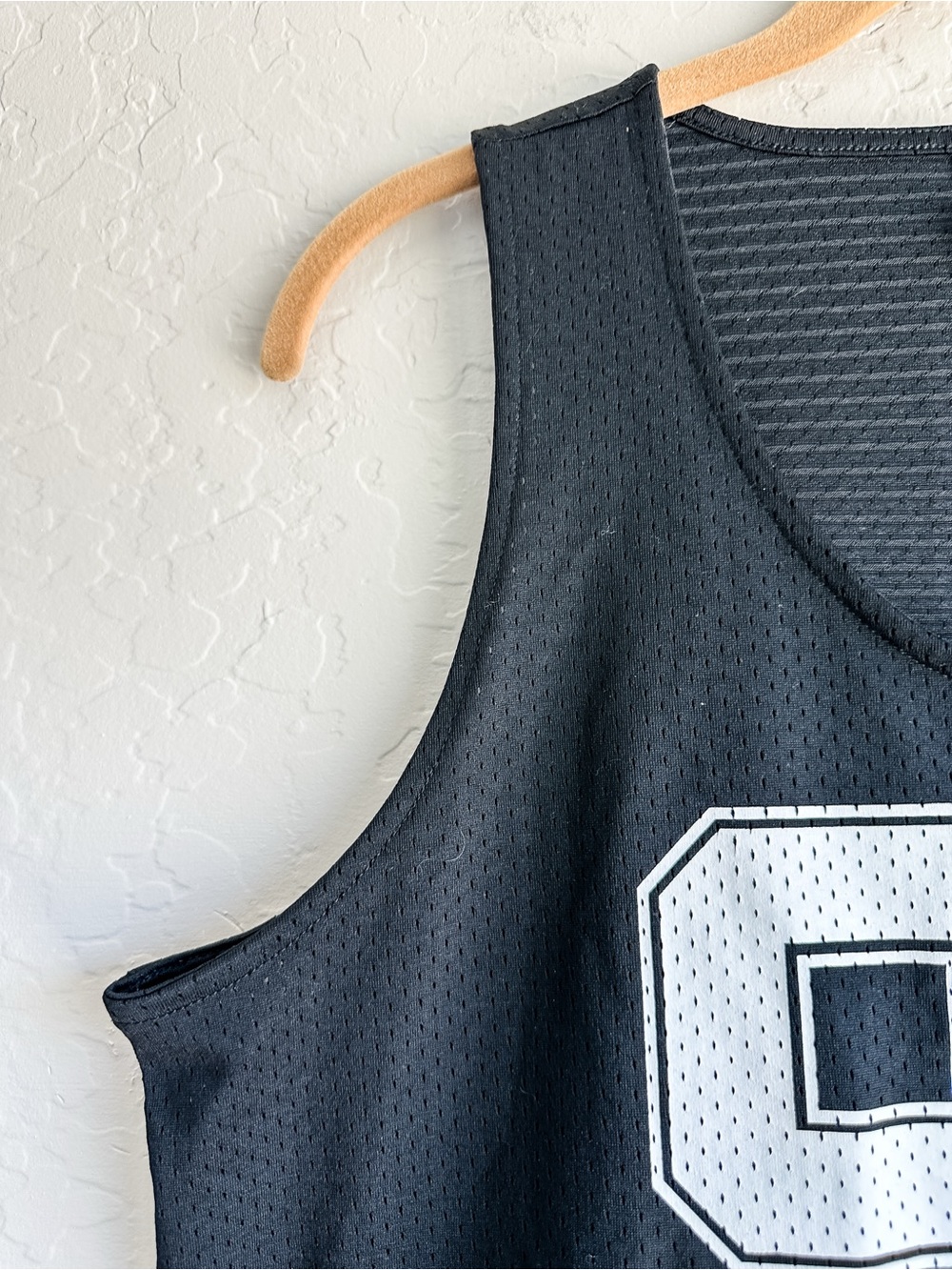 Aritzia Halftime Tank Mesh Jersey Varsity Tank Black/White Women’s - Size XSmall - Picture 10 of 12
